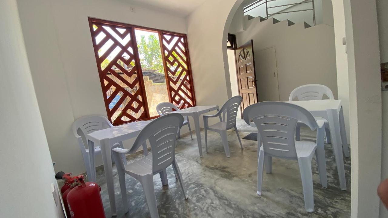 Raalhu Dhangethi Bed and Breakfast Eksteriør billede